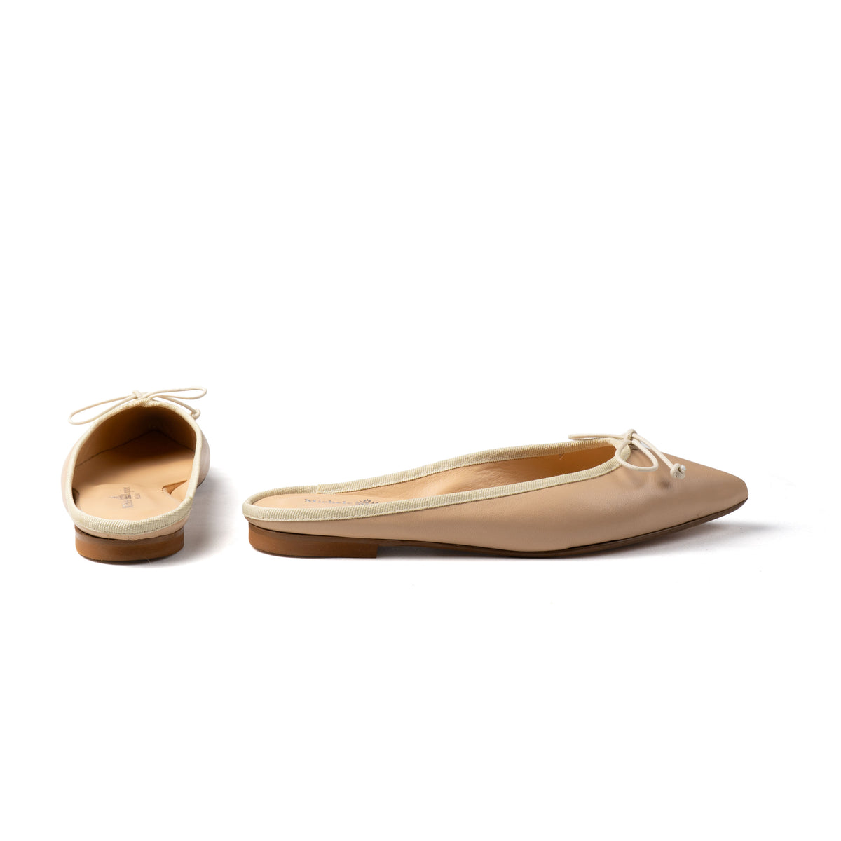 Delia Pointy Mules in Italian Leather | Michele Lopriore