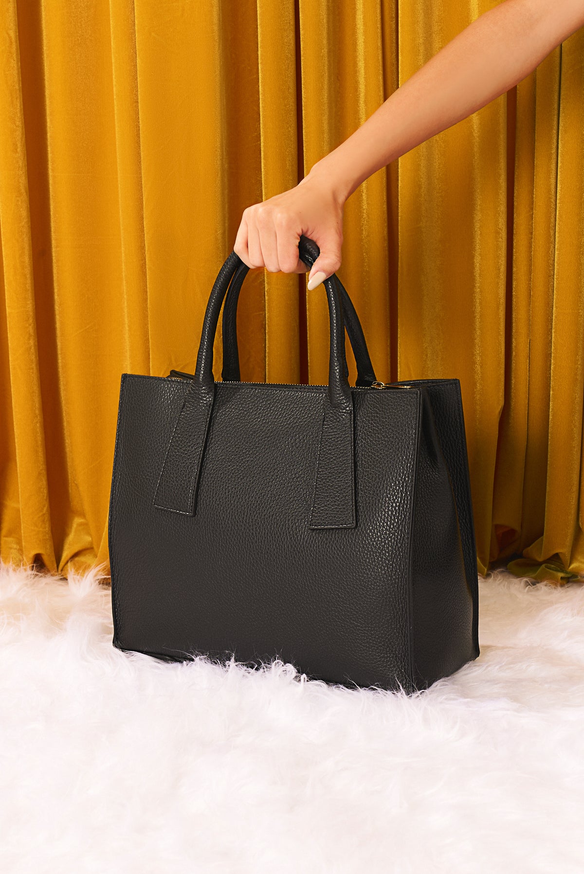 Leather Black_hover