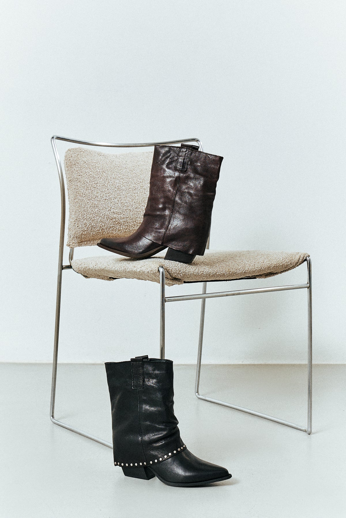 Soft Washed Leather Black