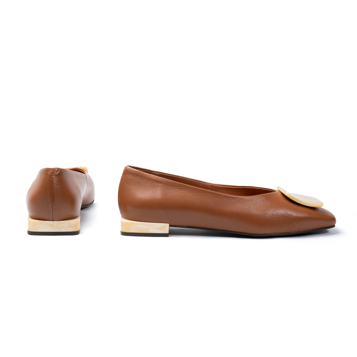 LEONA FLAT