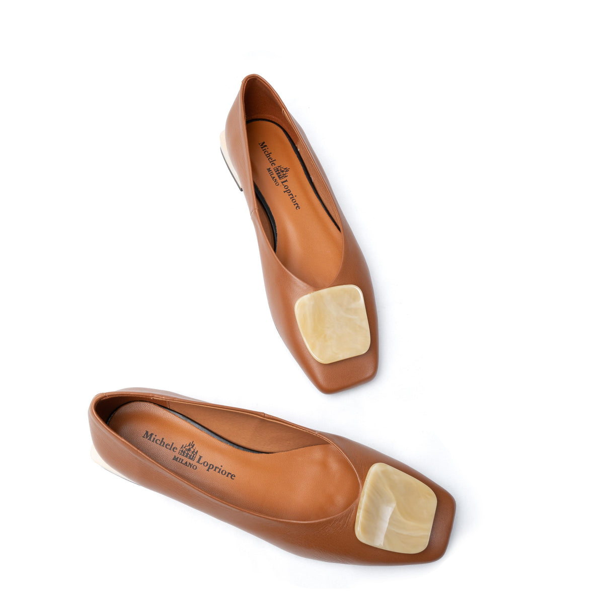 LEONA FLAT