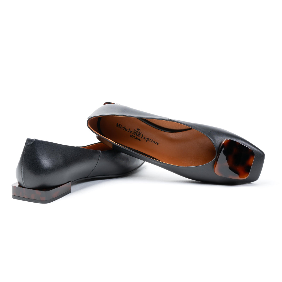 LEONA FLAT