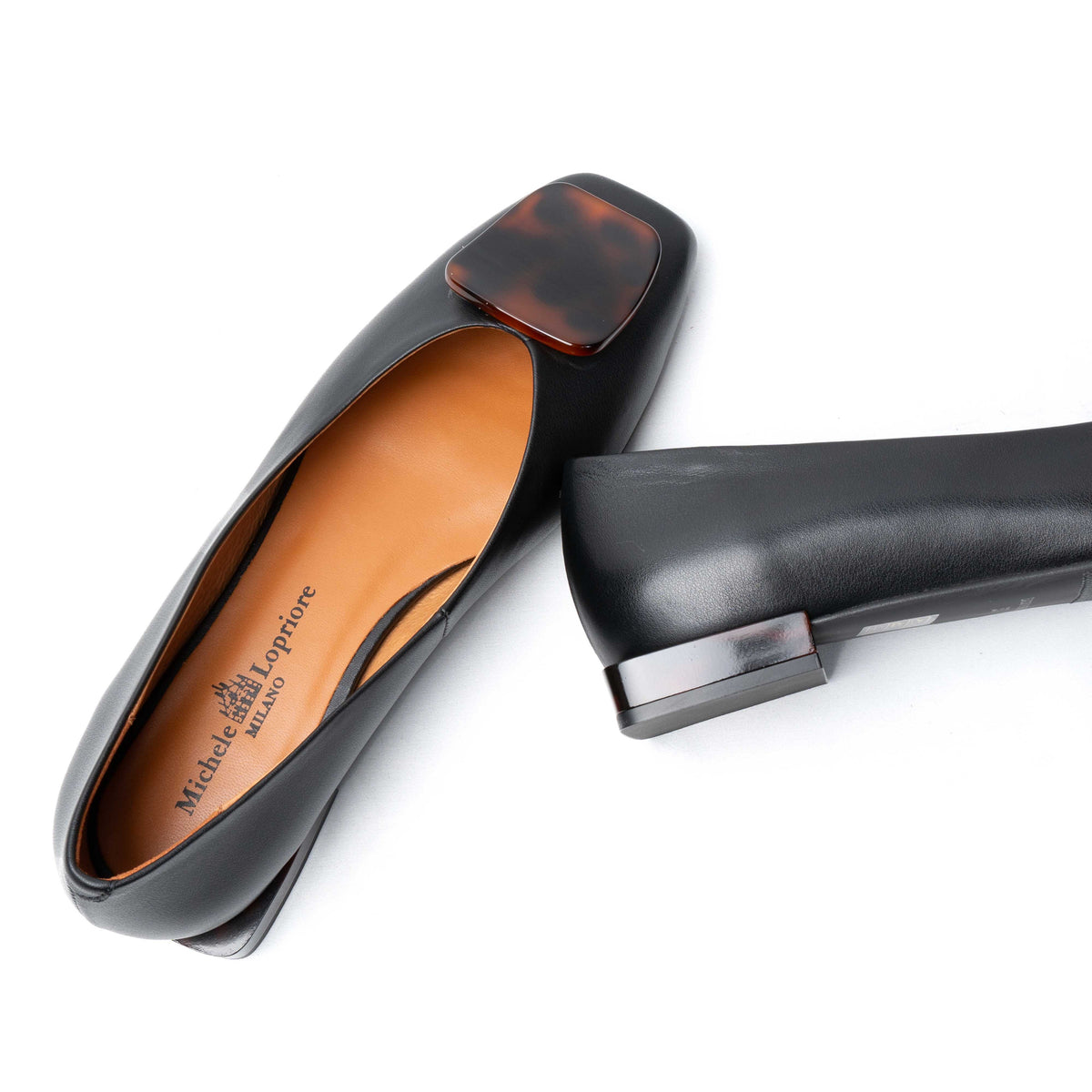 LEONA FLAT