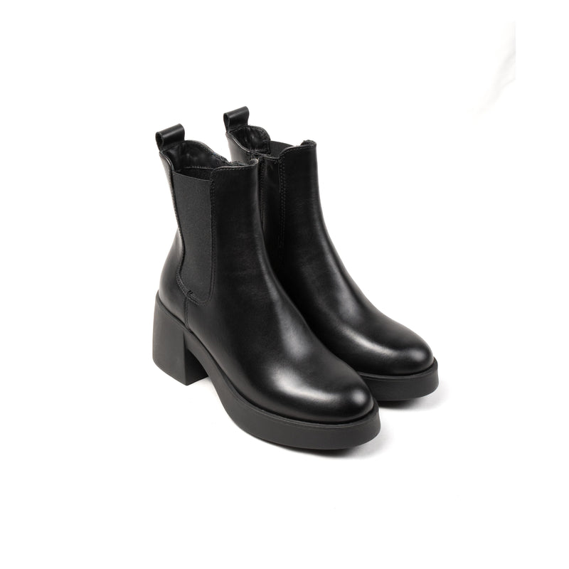 CAMBRIDGE ANKLE BOOTS