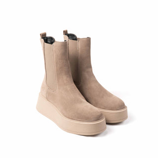 NEW YORK CHELSEA BOOTS