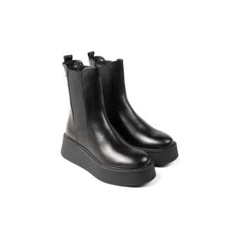 NEW YORK CHELSEA BOOTS