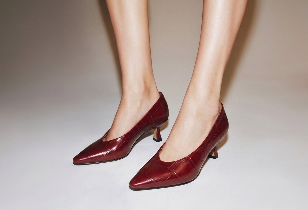 Red croco Vivienne pumps