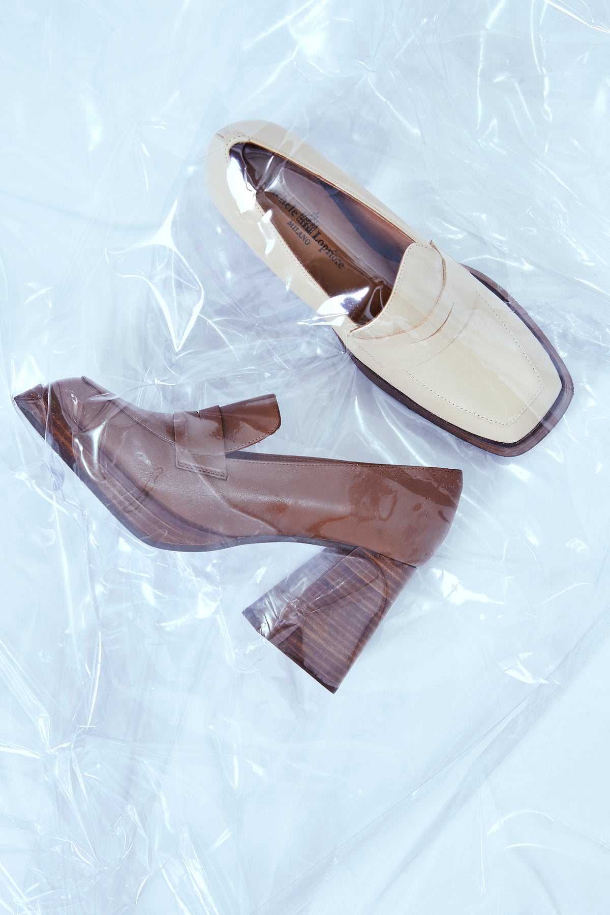 tabacco leather