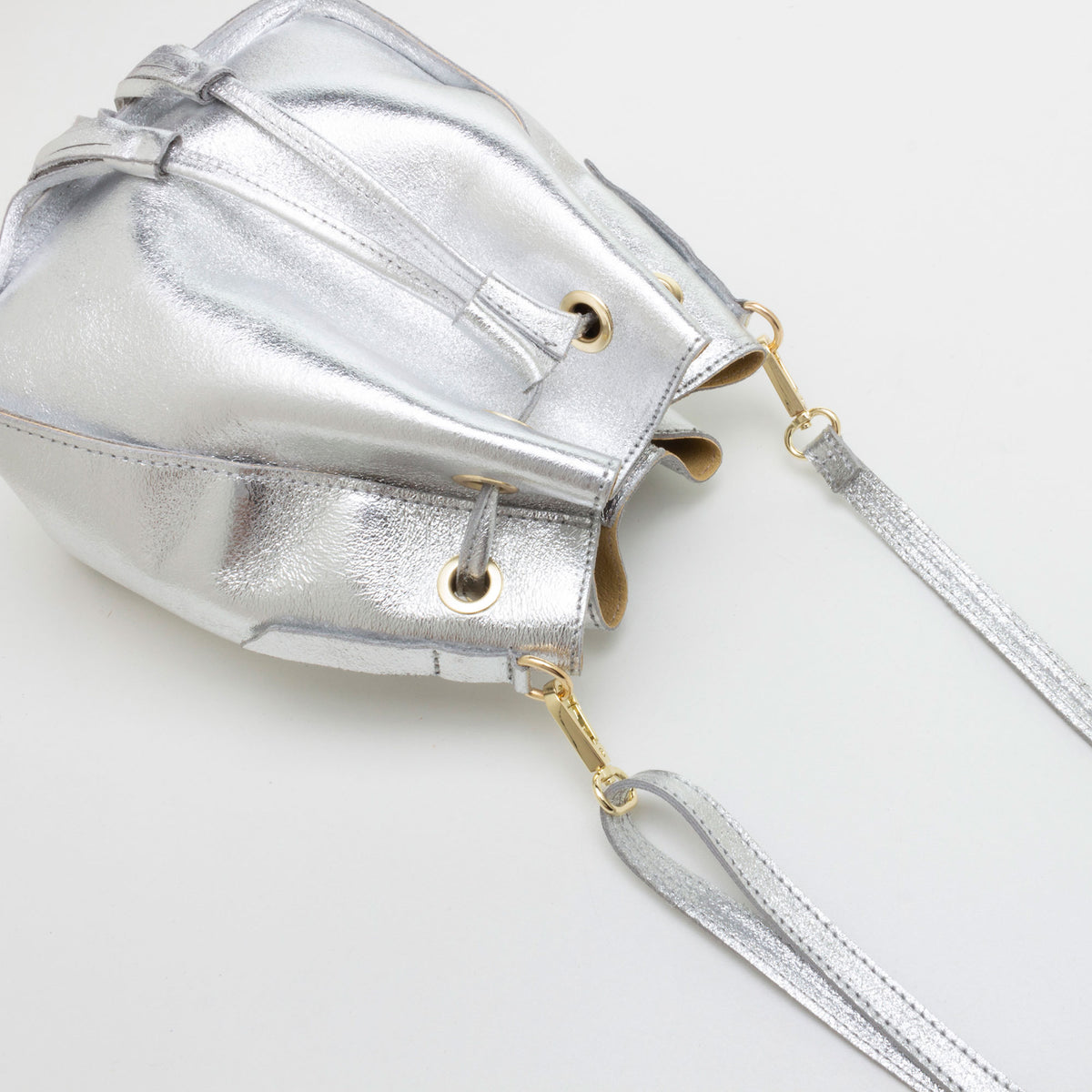 BUCKET BAG