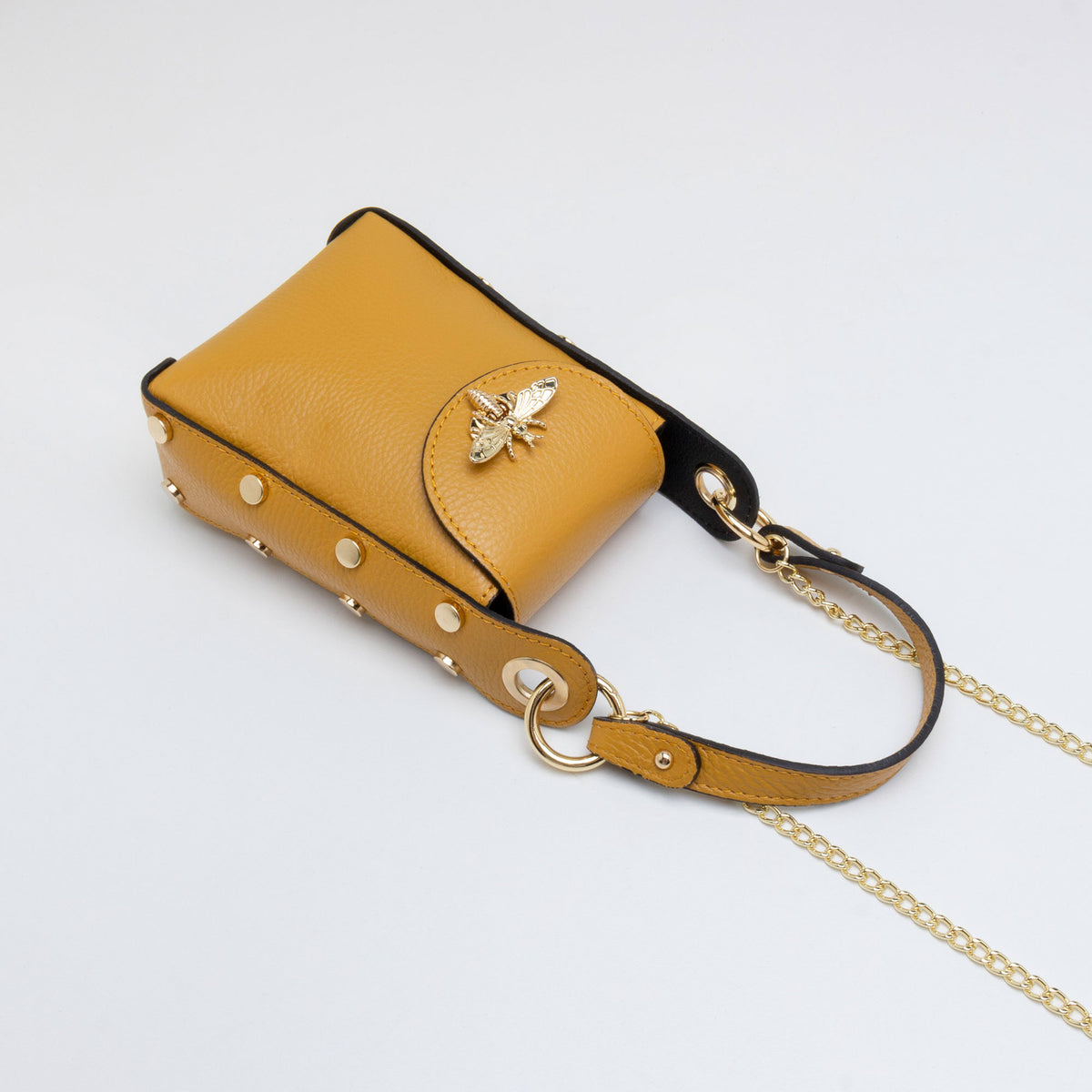 Leather_mustard_hover