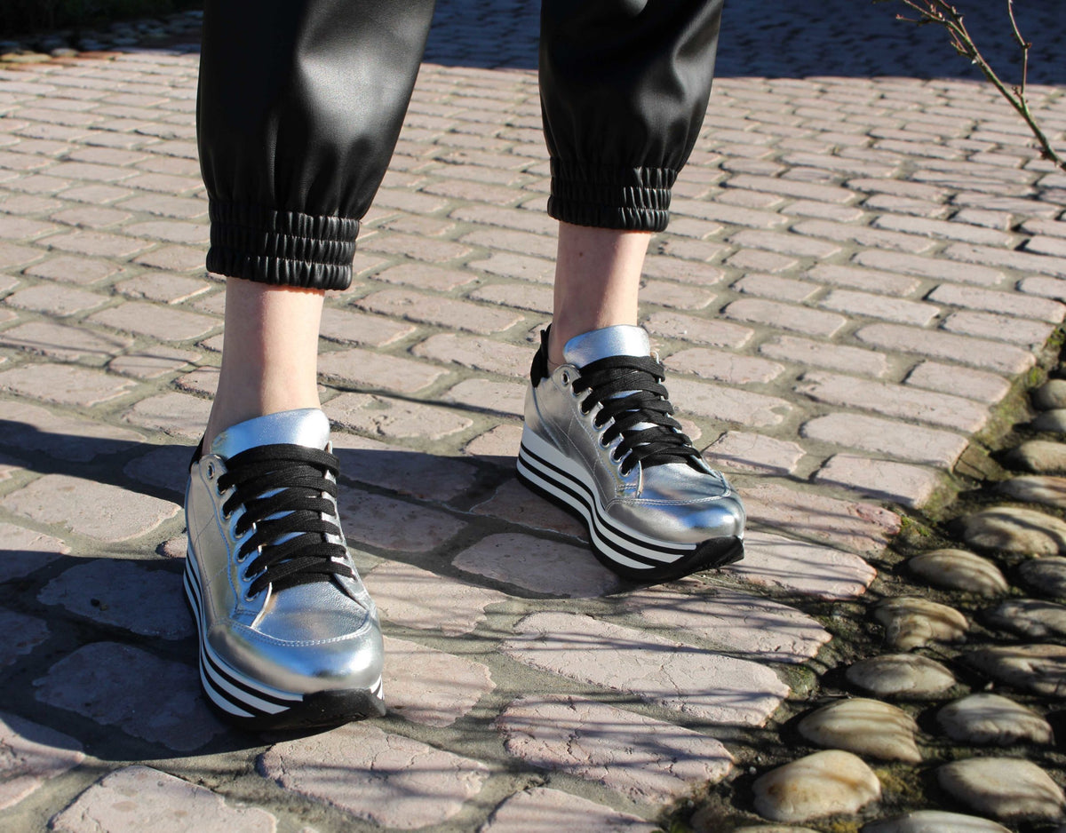 STELLA SNEAKER