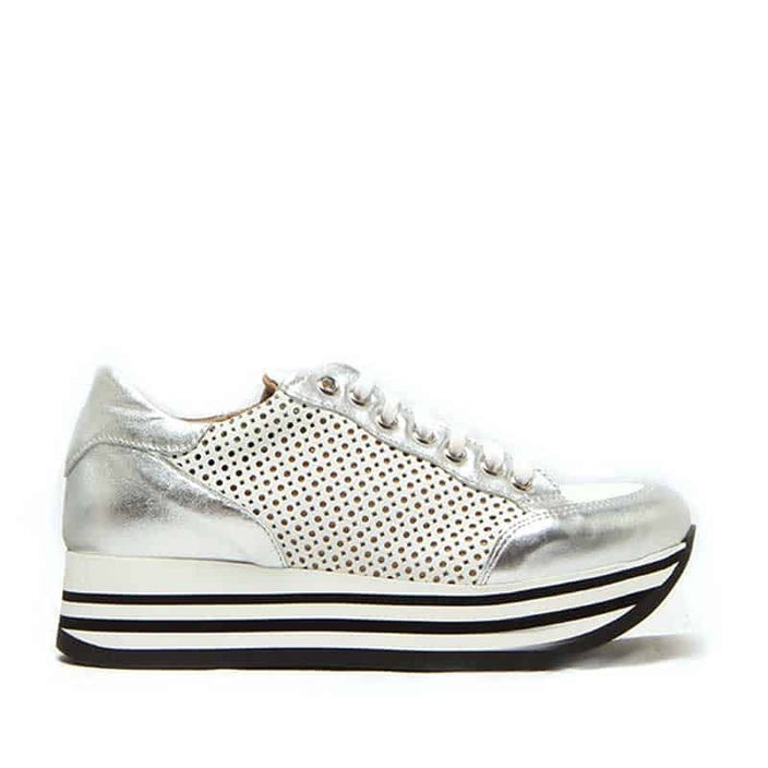 STELLA SNEAKER