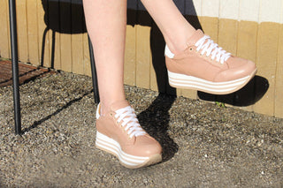 STELLA SNEAKER