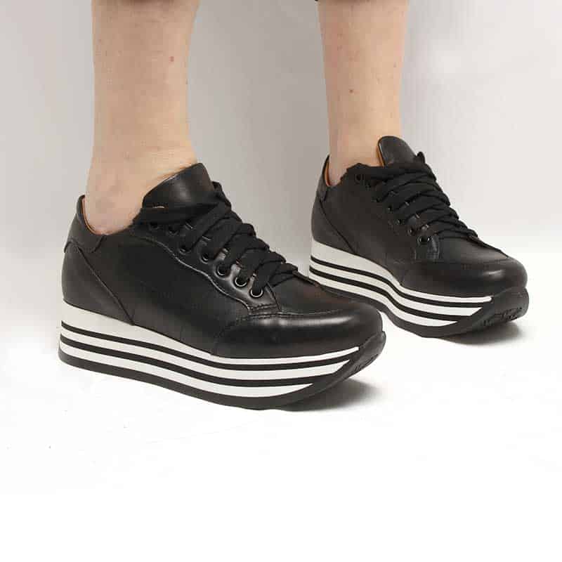 STELLA SNEAKER